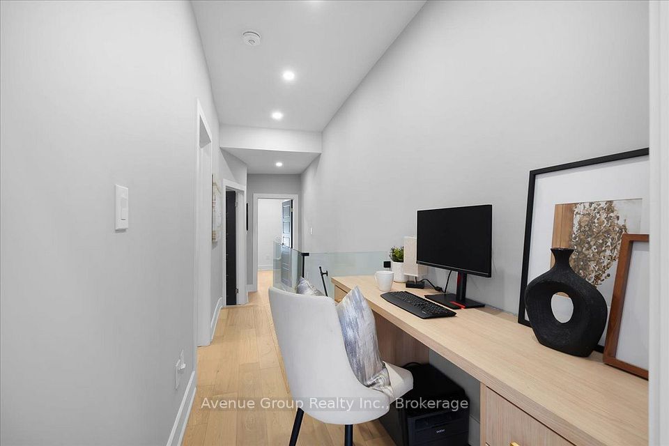 811 Dovercourt Road, Toronto, ON M6H 2X4 24