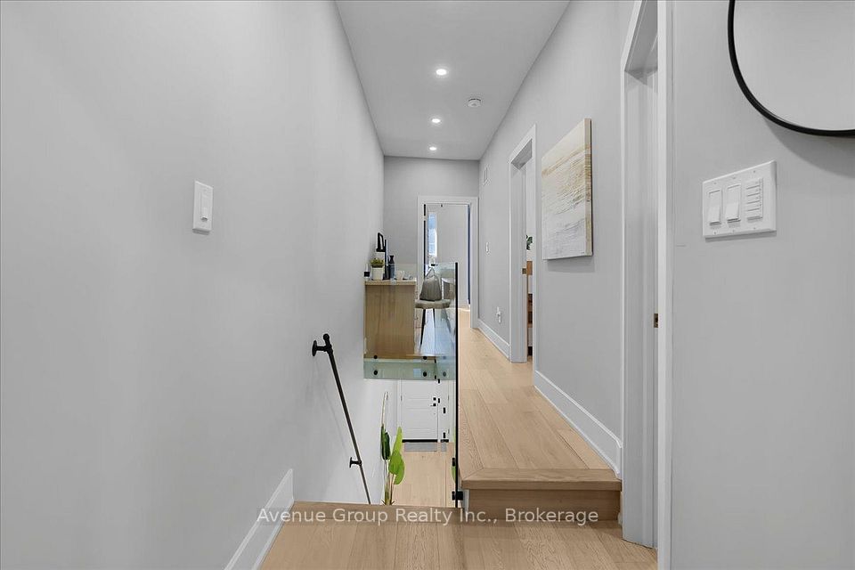 811 Dovercourt Road, Toronto, ON M6H 2X4 25