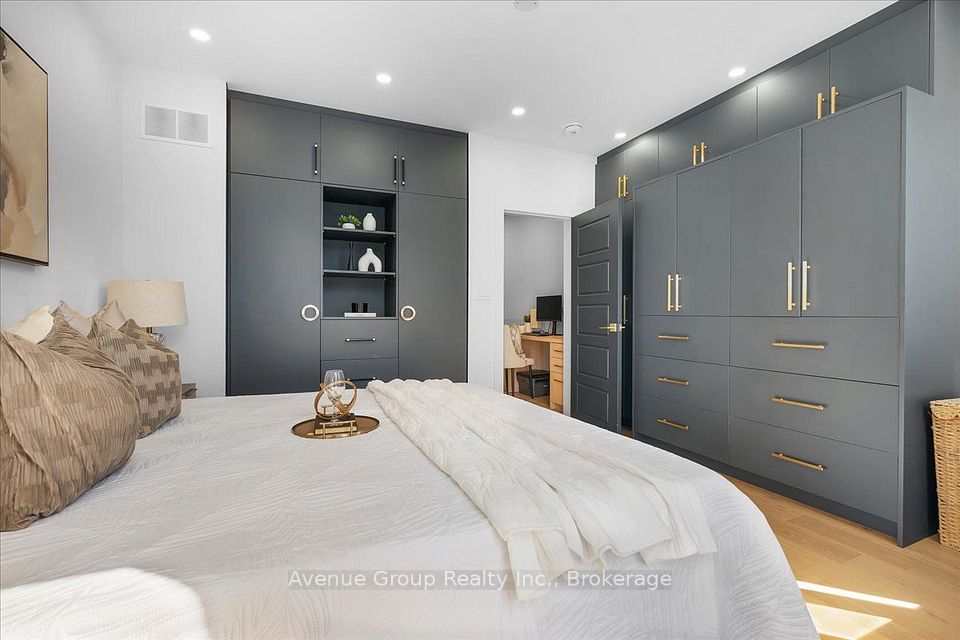 811 Dovercourt Road, Toronto, ON M6H 2X4 17