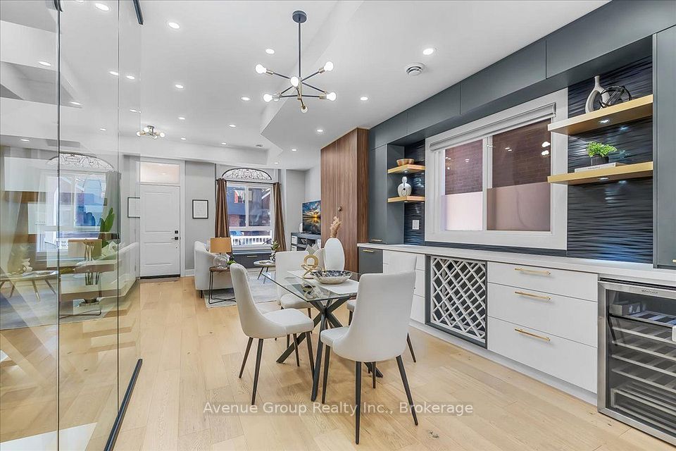 811 Dovercourt Road, Toronto, ON M6H 2X4 5