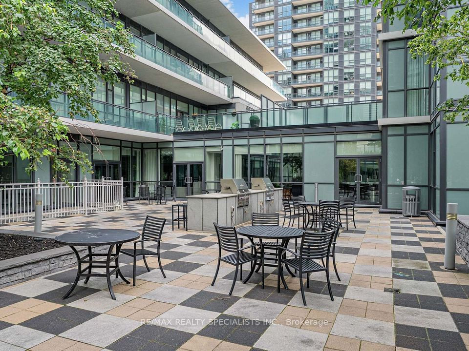 4065 Brickstone Mews 1401, Mississauga, ON L5B 0G3 23