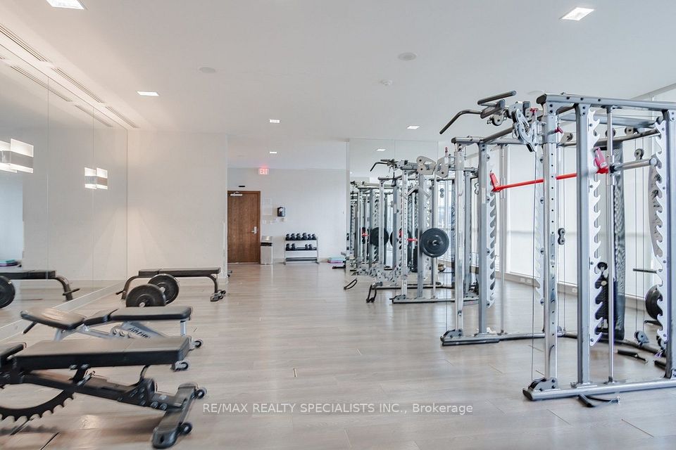 4065 Brickstone Mews 1401, Mississauga, ON L5B 0G3 16