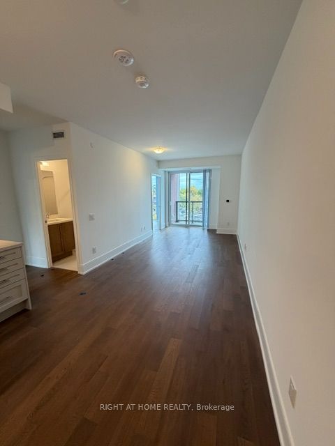2450 Bloor Street W 507, Toronto, ON M6S 0A9 2