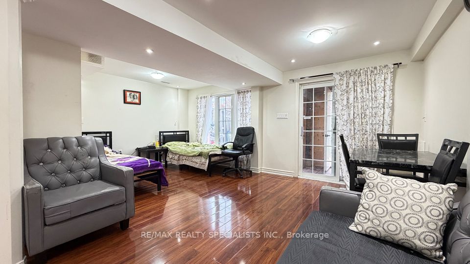 22 Panama Place Lower, Brampton, ON L6P 2G6 4