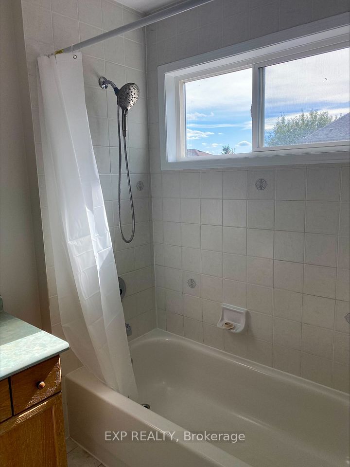 5526 Creditrise Place W, Mississauga, ON L5M 6E3 14