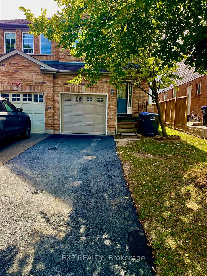 5526 Creditrise Place W, Mississauga, ON L5M 6E3 2