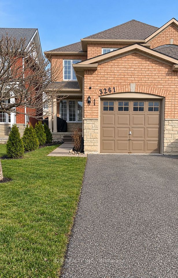 Semi-Detached at 3261 Apricot Street, Mississauga, ON L5N 8B1