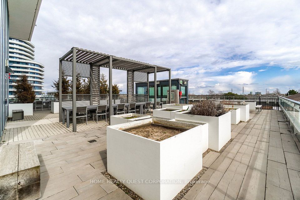 2560 Eglinton Avenue W 2205, Mississauga, ON L5M 0Y3 22