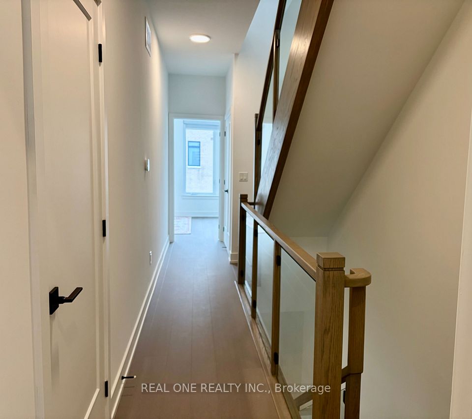 35 Lou Parsons Way 63, Mississauga, ON L5H 0B2 10