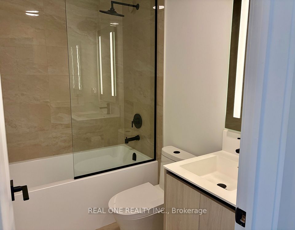 35 Lou Parsons Way 63, Mississauga, ON L5H 0B2 12