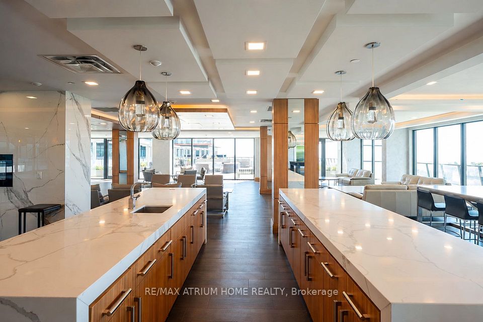 30 Shore Breeze Drive 236, Toronto, ON M8V 0J1 16
