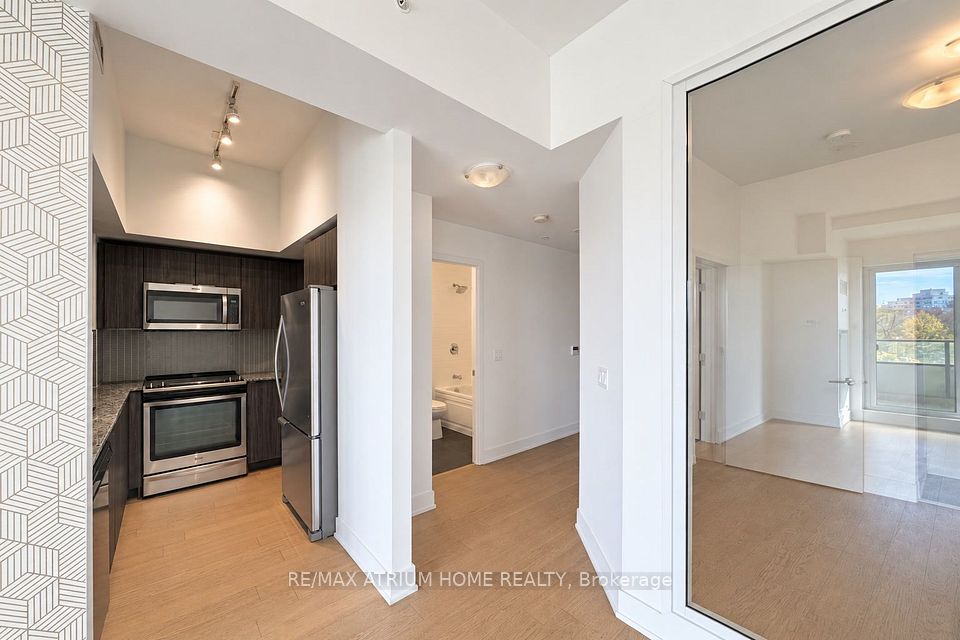 30 Shore Breeze Drive 236, Toronto, ON M8V 0J1 4
