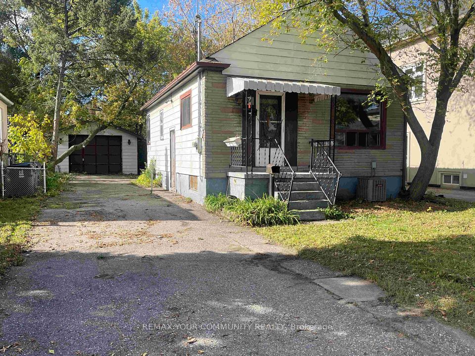 Detached at 74 Sixteenth Street, Toronto, ON M8V 3K1