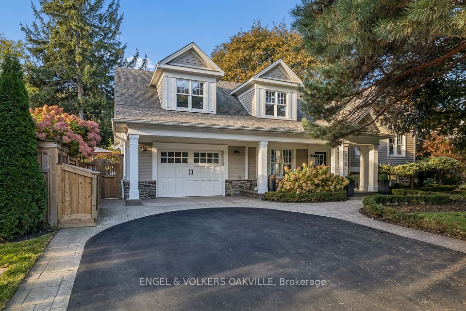 330 Camelot Court, Burlington, ON L7L 2G3 2