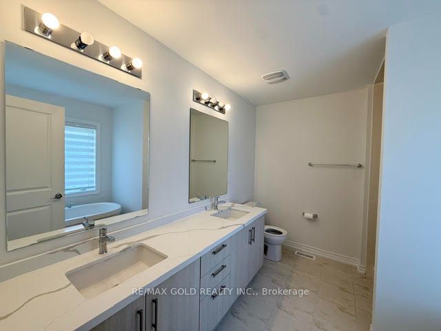 41 Tapscott Crescent, Brampton, ON L6R 4G7 15