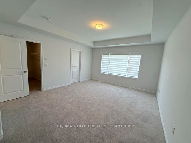 41 Tapscott Crescent, Brampton, ON L6R 4G7 12