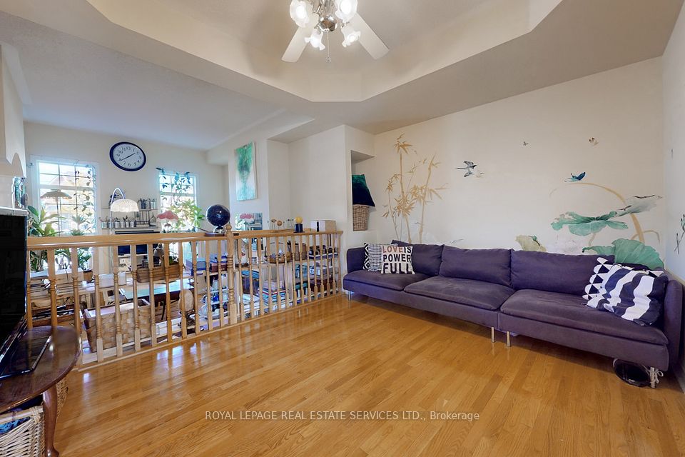 3552 Eglinton Avenue W, Mississauga, ON L5M 7C4 7
