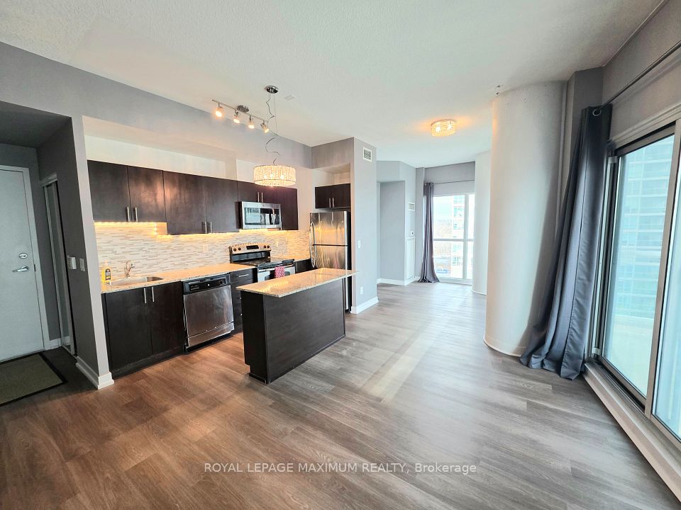 155 Legion Road N 1013, Toronto, ON M8Y 0A7 8