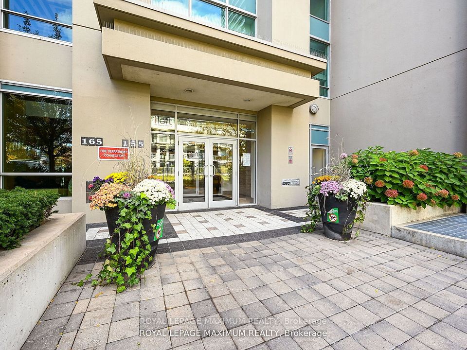 155 Legion Road N 1013, Toronto, ON M8Y 0A7 2