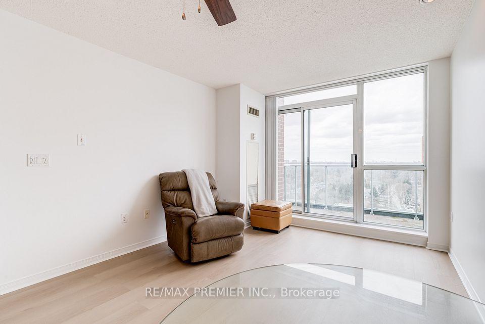 15 Michael Power Place PH06, Toronto, ON M9A 5G4 14