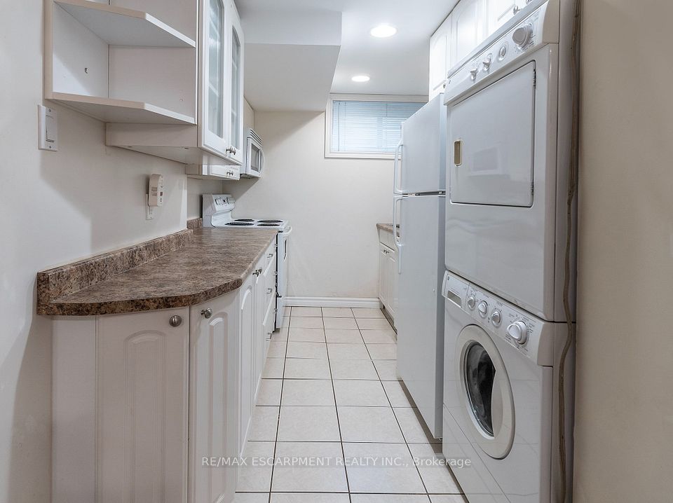 2455 Rebecca Street, Oakville, ON L6L 2B1 20
