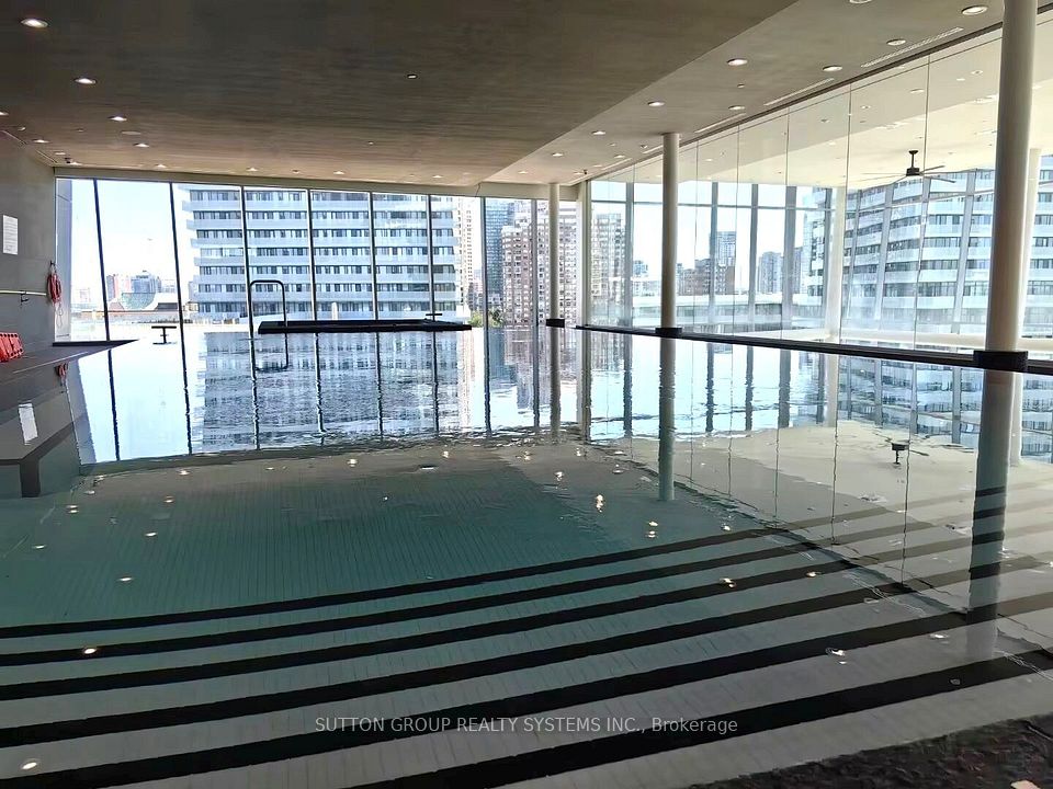 448 Burnhamthorpe Road 704, Mississauga, ON L5B 0R4 13