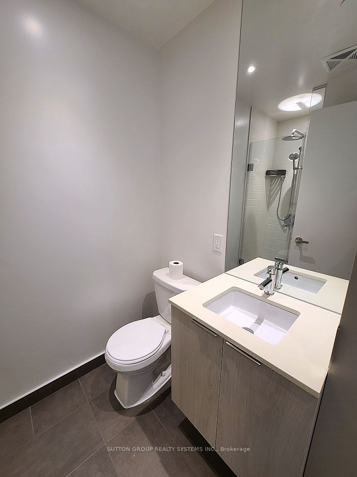 448 Burnhamthorpe Road 704, Mississauga, ON L5B 0R4 7