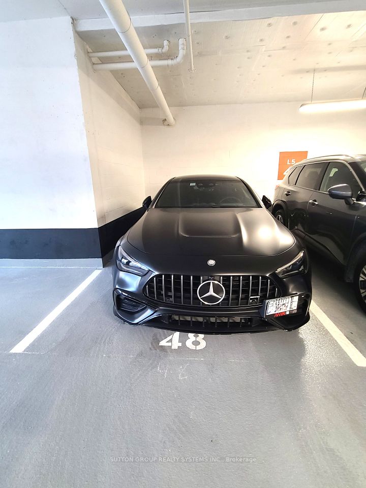 448 Burnhamthorpe Road 704, Mississauga, ON L5B 0R4 12