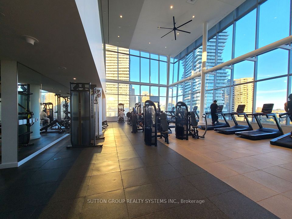 448 Burnhamthorpe Road 704, Mississauga, ON L5B 0R4 9