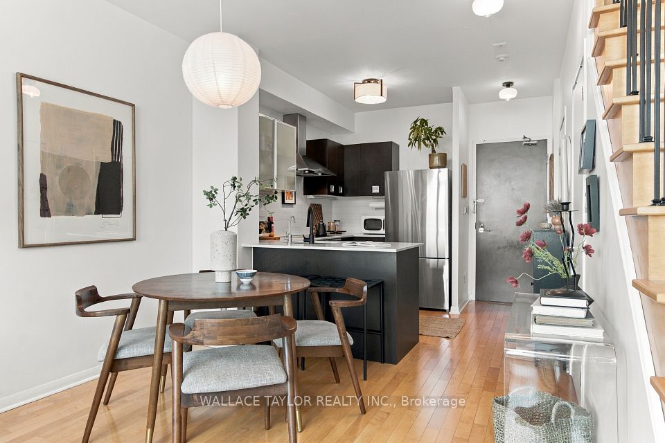 3391 Bloor Street W 1007, Toronto, ON M8X 1G3 14