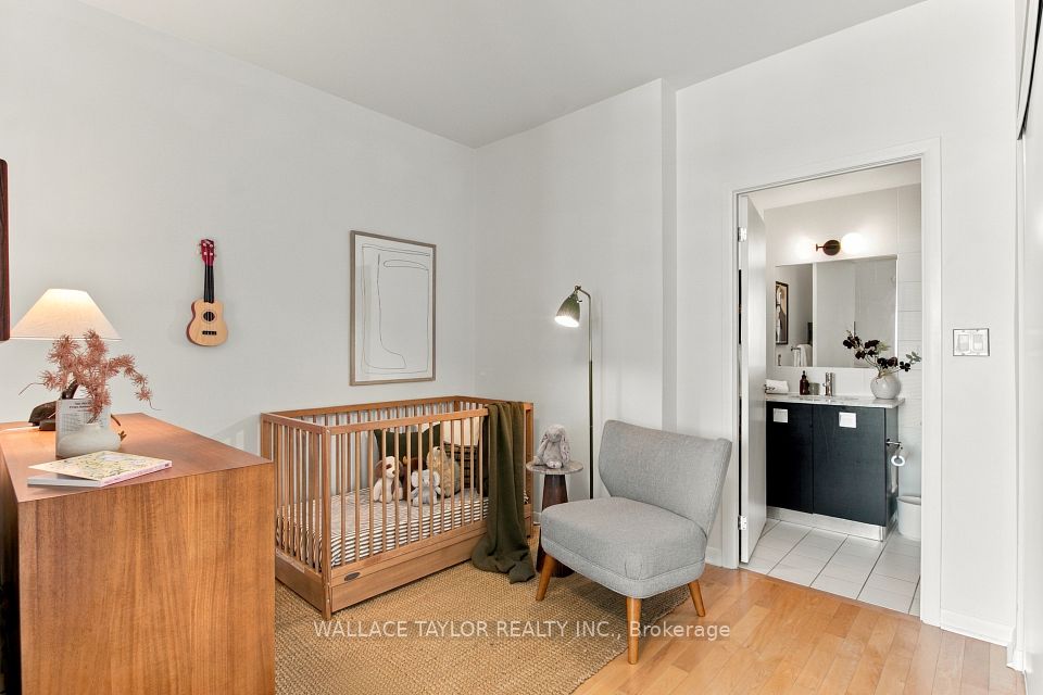 3391 Bloor Street W 1007, Toronto, ON M8X 1G3 6