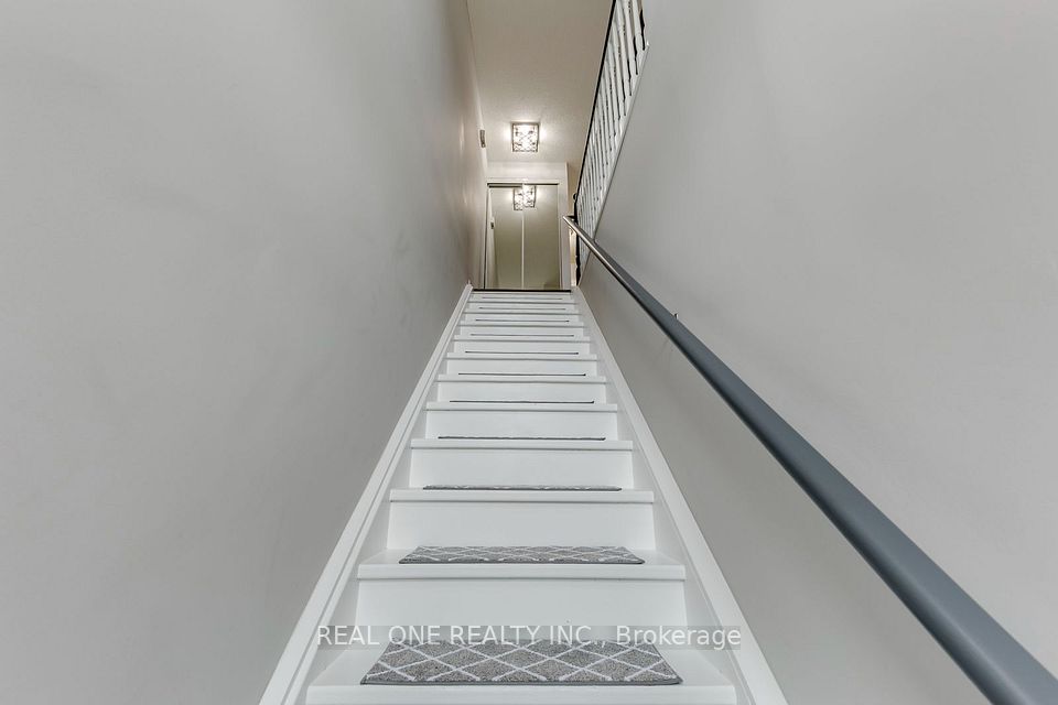 1701 Lampman Avenue 707, Burlington, ON L7L 6R7 7