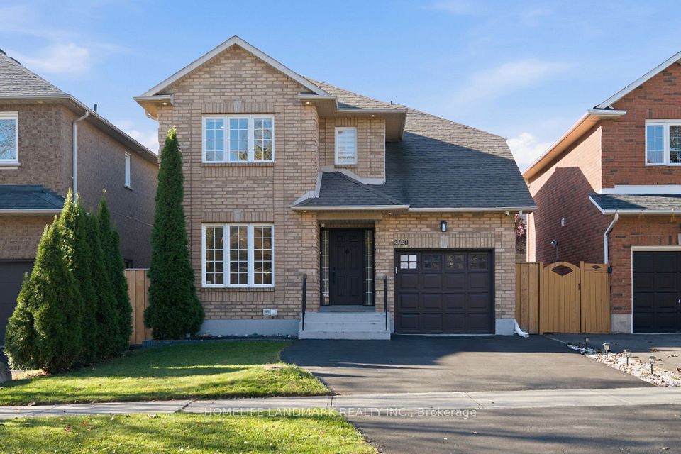 Detached at 2120 Shorncliffe Boulevard, Oakville, ON L6M 3W7