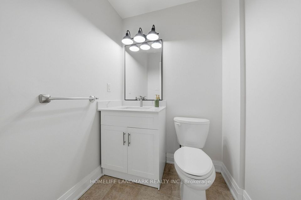 2120 Shorncliffe Boulevard, Oakville, ON L6M 3W7 18