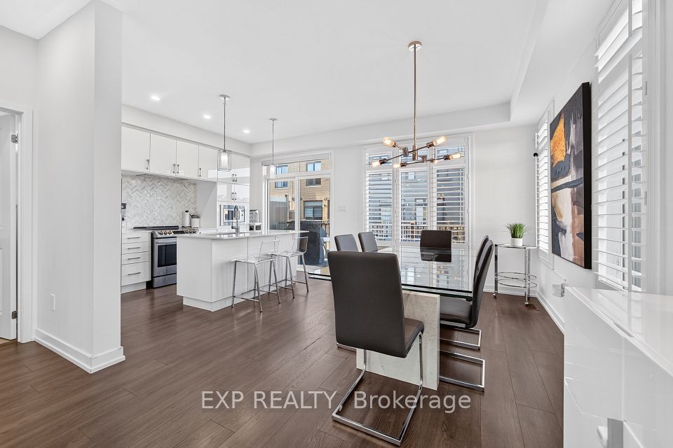 166 Loganberry Gate, Oakville, ON L6H 0N9 17