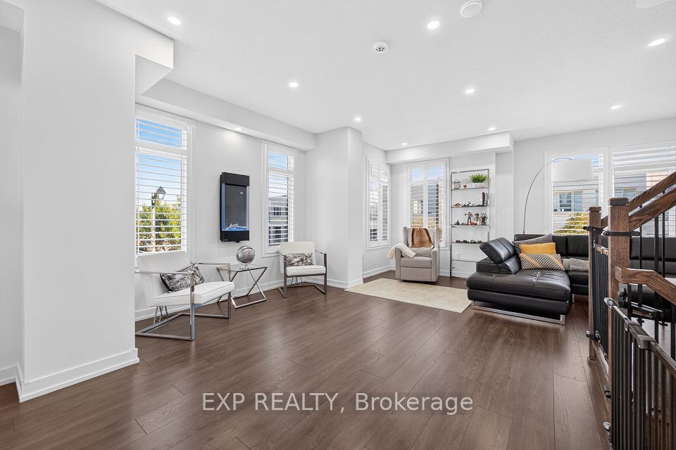 166 Loganberry Gate, Oakville, ON L6H 0N9 10