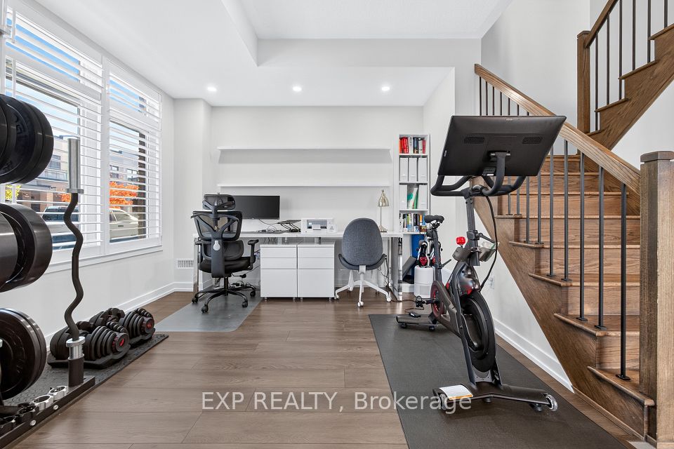 166 Loganberry Gate, Oakville, ON L6H 0N9 6