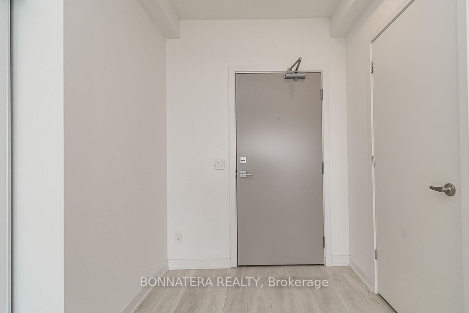 1119 Cooke Boulevard B635, Burlington, ON L6J 6J3 6