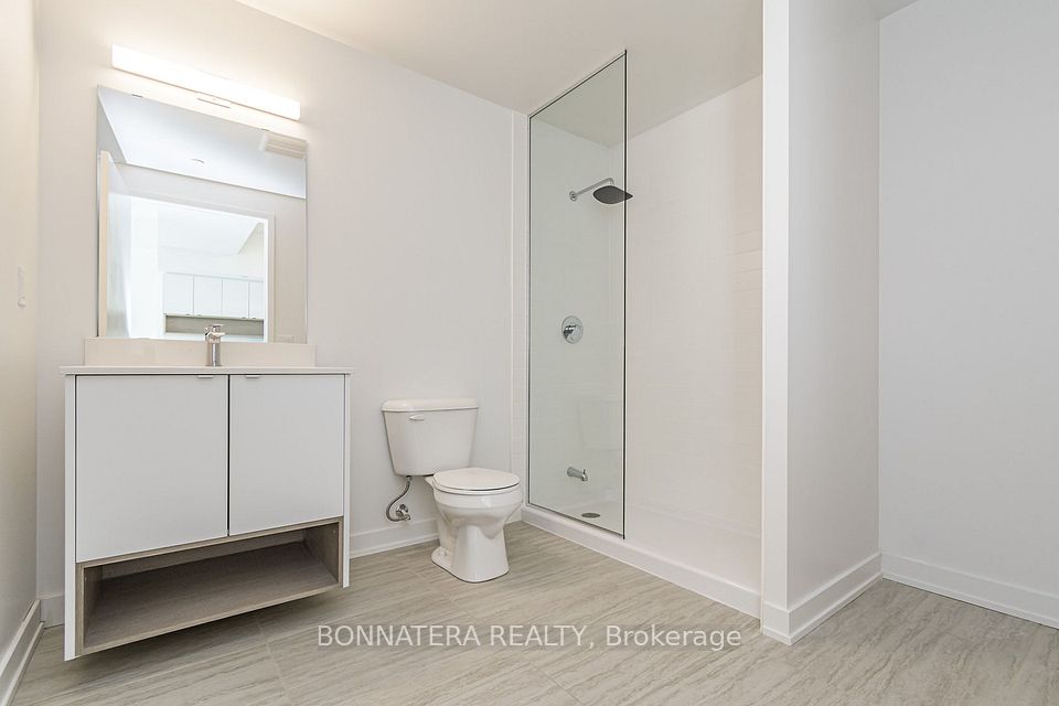 1119 Cooke Boulevard B635, Burlington, ON L6J 6J3 21