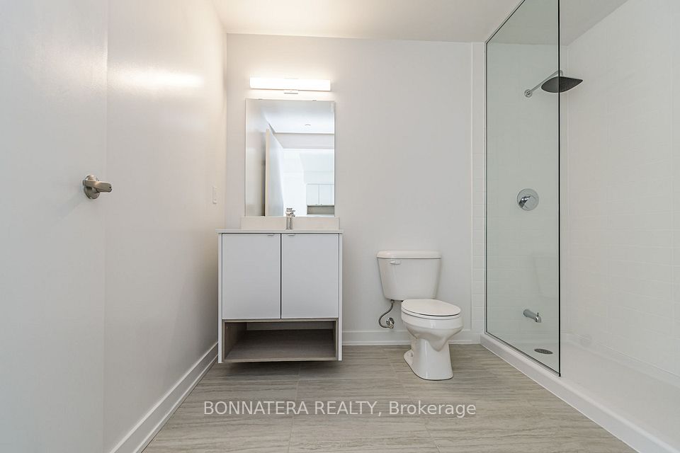 1119 Cooke Boulevard B635, Burlington, ON L6J 6J3 20