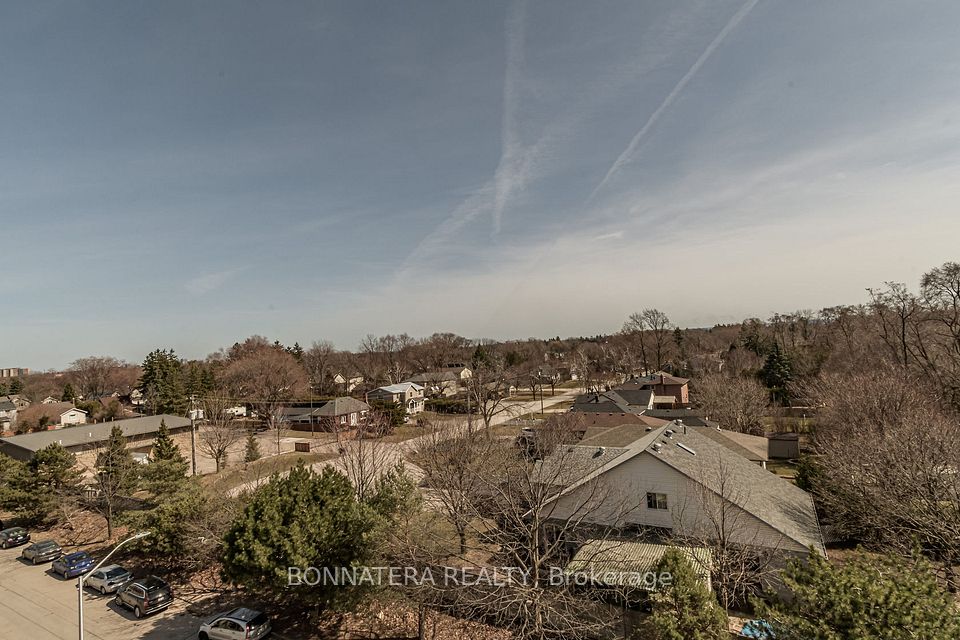 1119 Cooke Boulevard B635, Burlington, ON L6J 6J3 16
