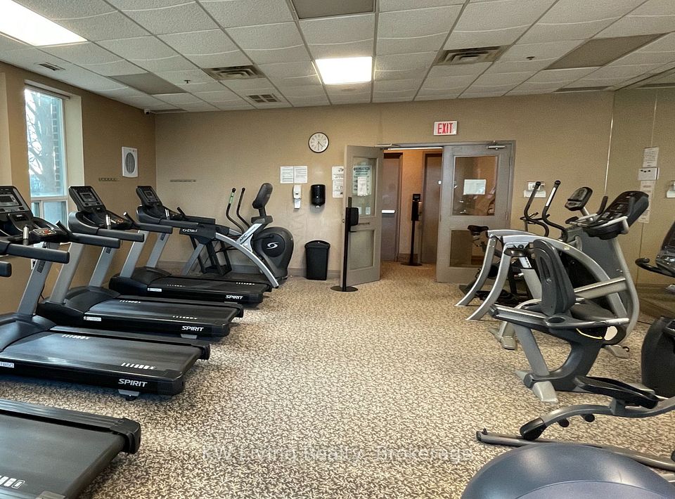 4889 Kimbermount Avenue 908 Room2, Mississauga, ON L5M 7R9 21
