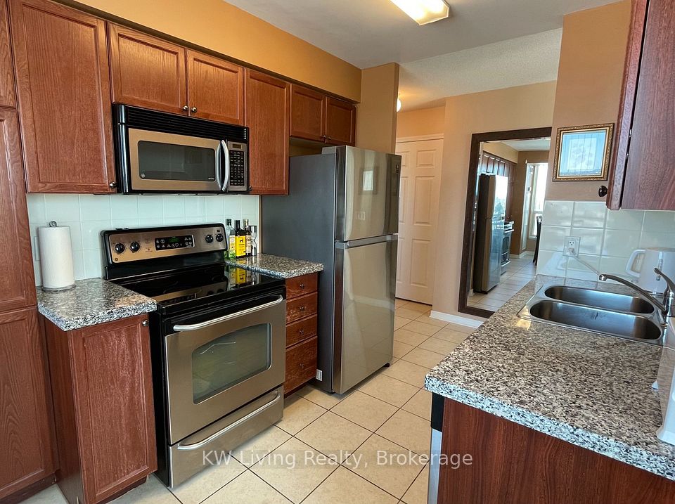 4889 Kimbermount Avenue 908 Room2, Mississauga, ON L5M 7R9 10
