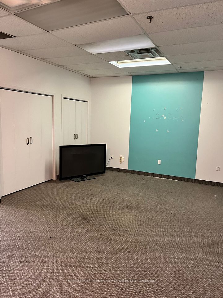 557 Dixon Road 124, Toronto, ON M9W 6K1 3