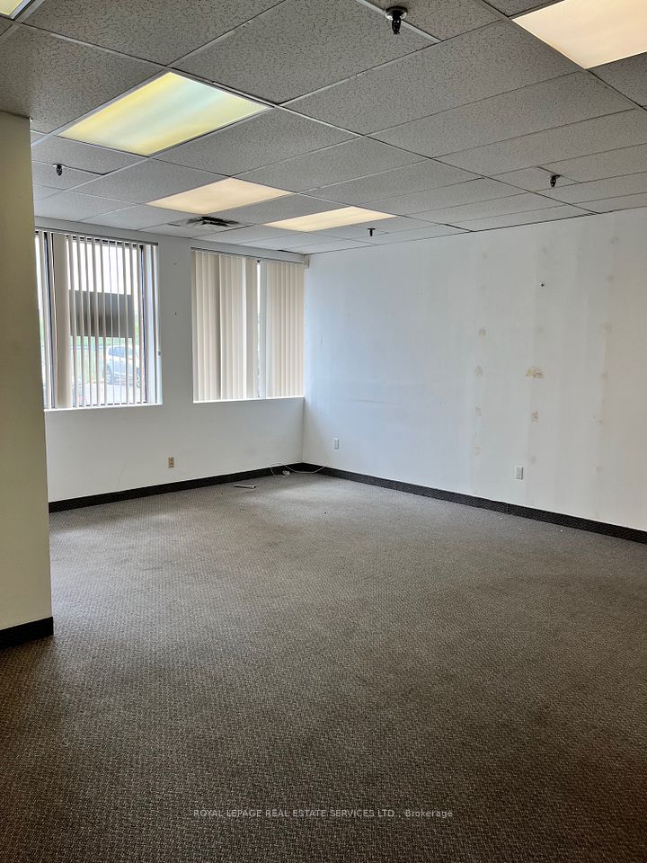 557 Dixon Road 124, Toronto, ON M9W 6K1 4