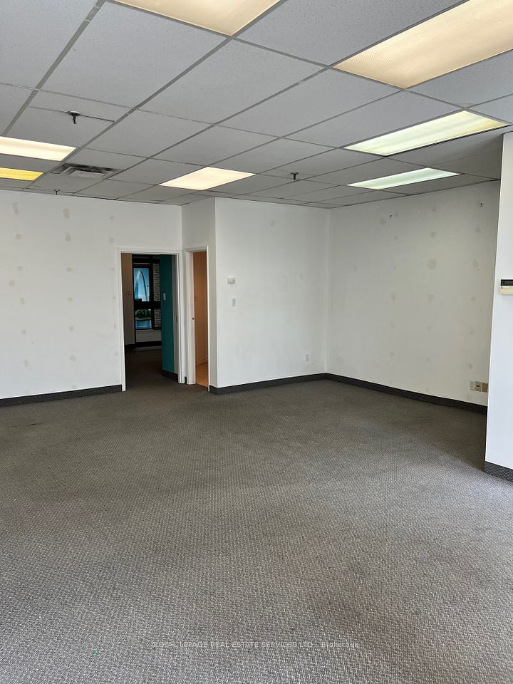 557 Dixon Road 124, Toronto, ON M9W 6K1 6