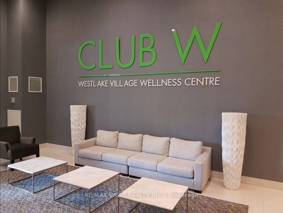 2200 Lake Shore W Boulevard 3905, Toronto, ON M8V 1A4 14
