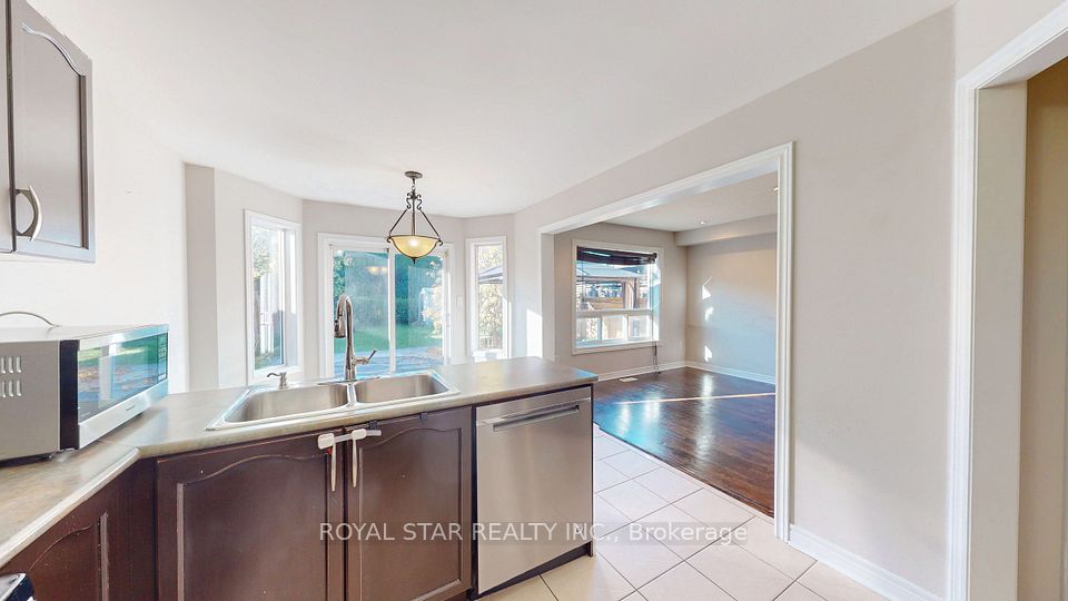 61 Headwater Road, Caledon, ON L7E 2W4 16