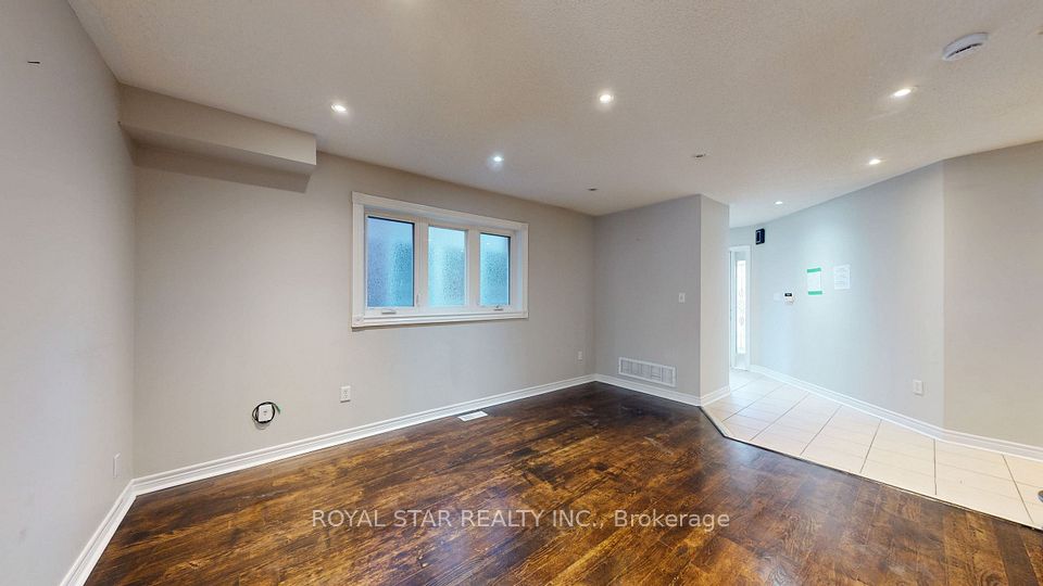 61 Headwater Road, Caledon, ON L7E 2W4 8