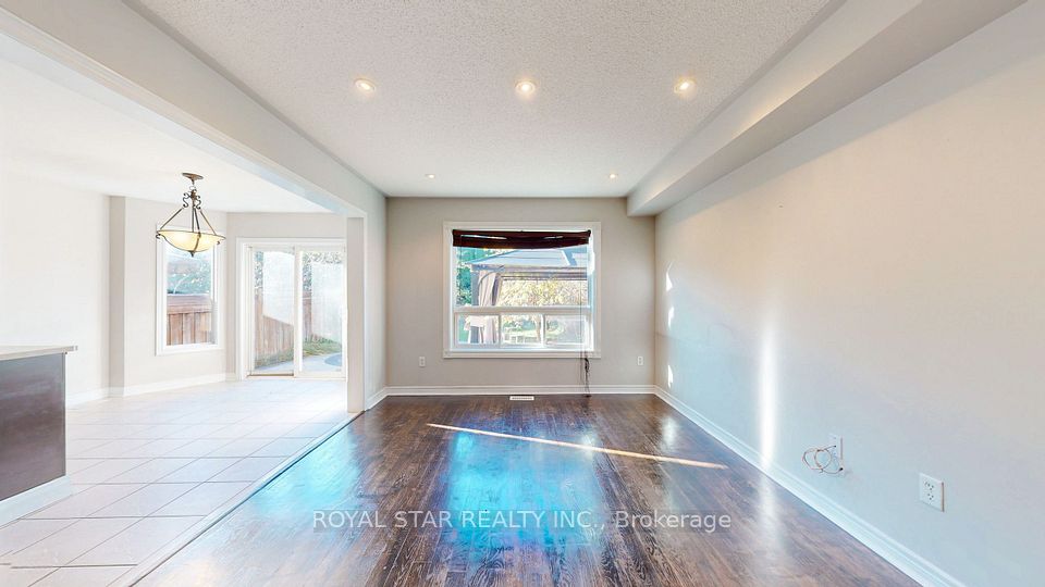 61 Headwater Road, Caledon, ON L7E 2W4 11